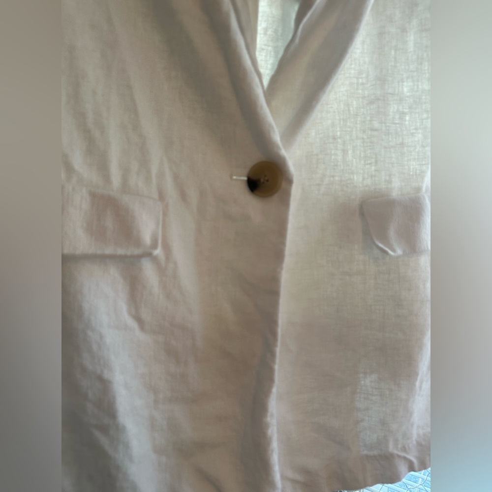 Liz Claiborne | White Linen Blazer - Picture 3 of 8